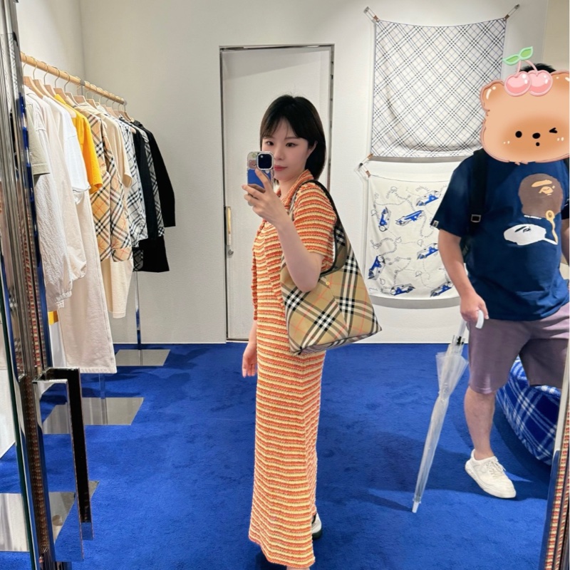 Burberry博柏利 按扣閉合可拆卸小袋 Hobo 小號-3