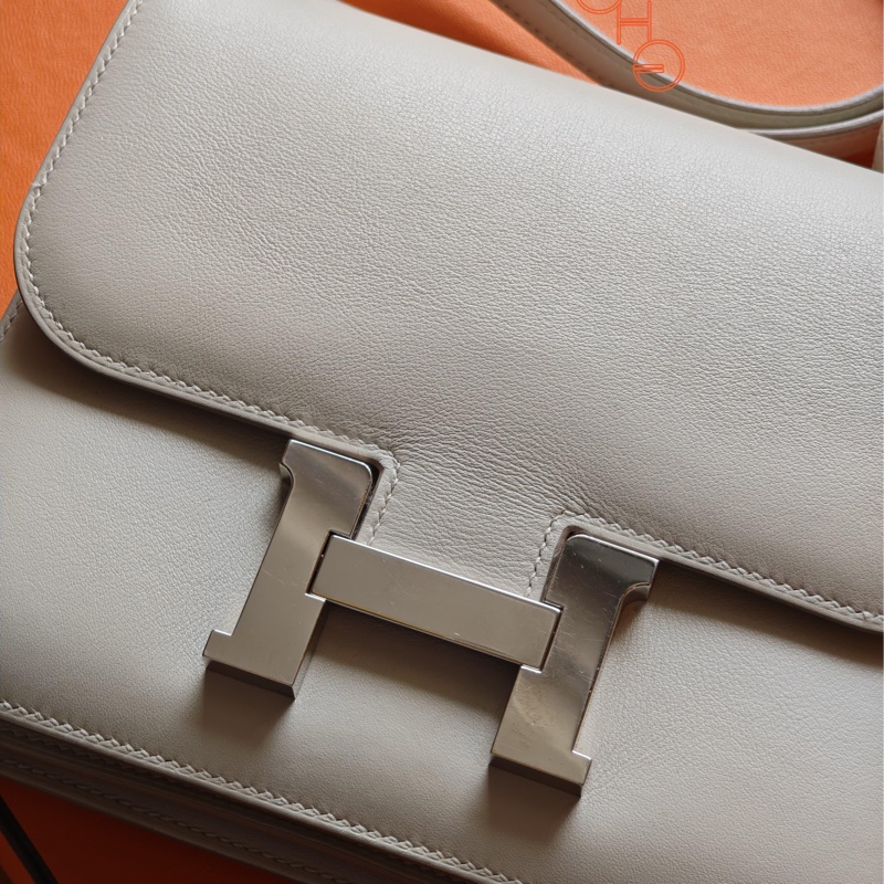 二手愛馬仕迷你康康 Hermes Mini Constance / Swift  / 銀扣 / 80 珍珠灰Gris Perle / Stamp Y ( 95% 新 )-2