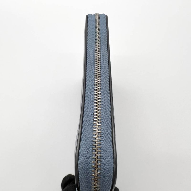 【玧希Evan-名人公益精品】 Coach x Disney聯名仙杜瑞拉長夾-17