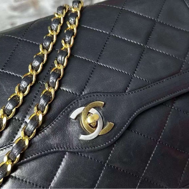 Chanel 巴黎中古美品 稀有法國巴黎限定金銀雙色logo Chanel vintage經典雙蓋classic flap cp雙鍊老香包-16