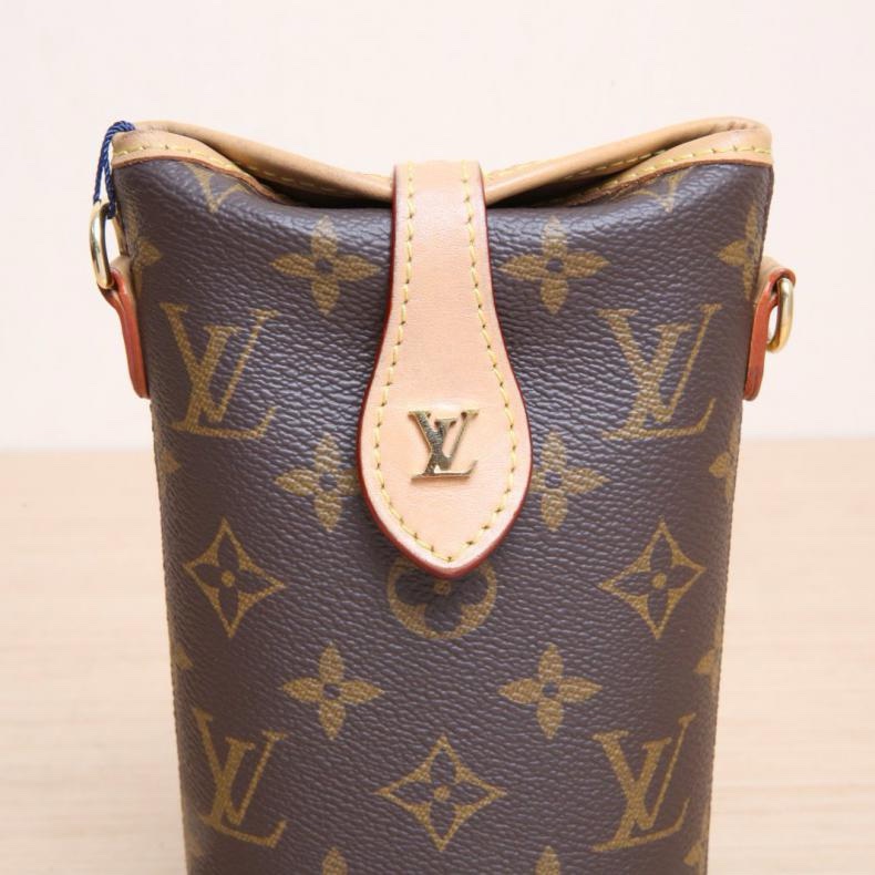 LOUIS VUITTON(路易威登) Fold me 薯條包 老花 PVC 晶片-5