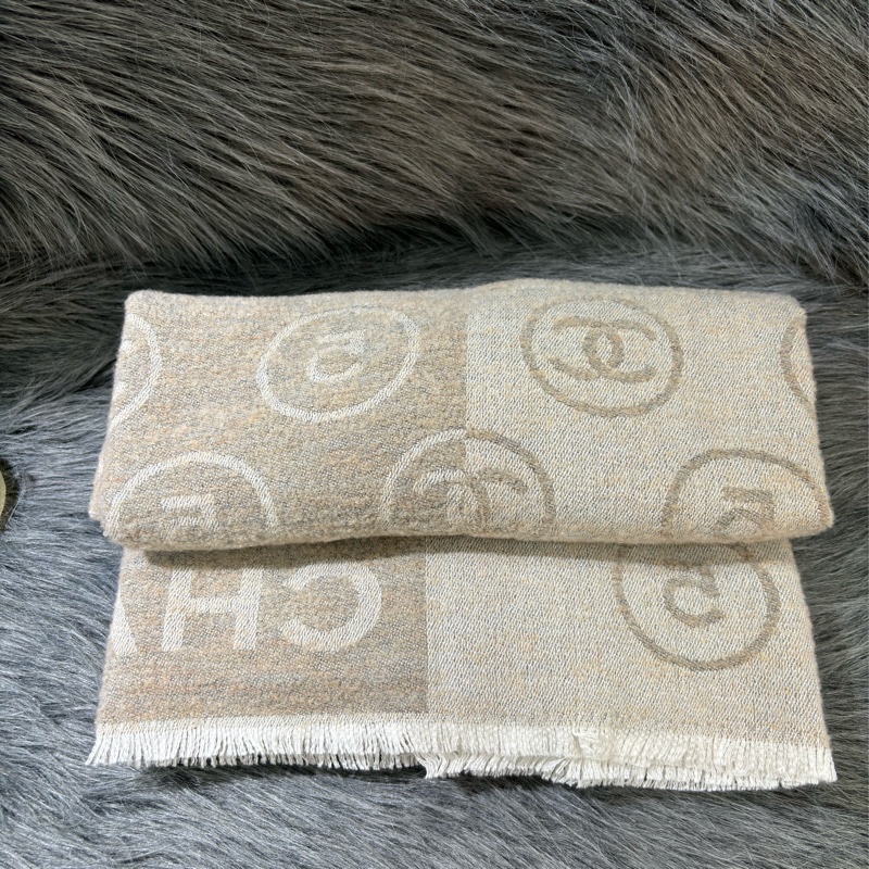 CHANEL AAA632B 淺咖 米白 雙色 拼色 毛料 logo N°5 流蘇 圍巾-0