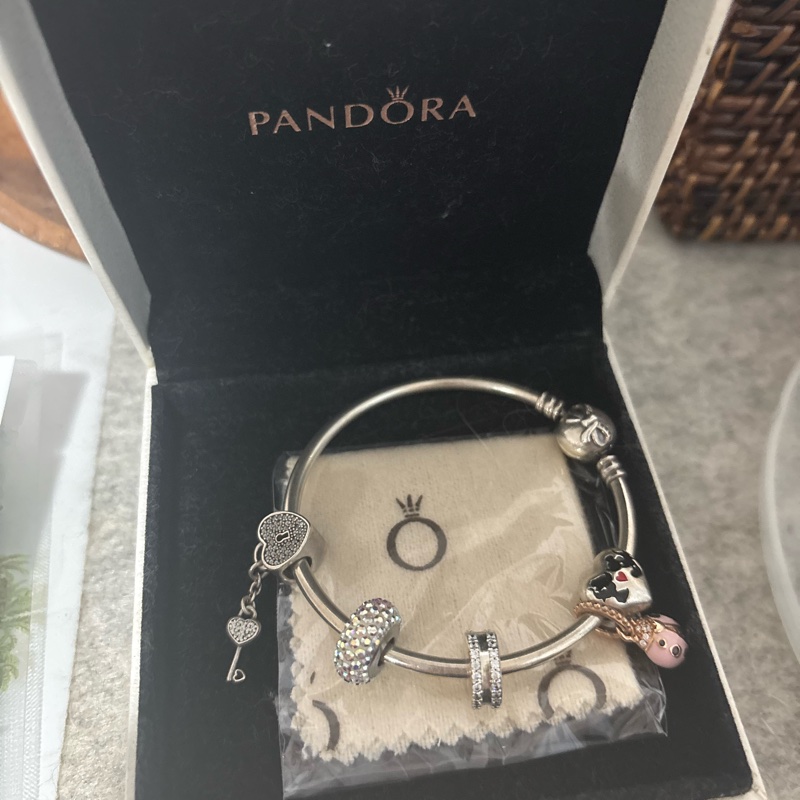 PANDORA 💫 墜飾手環-4