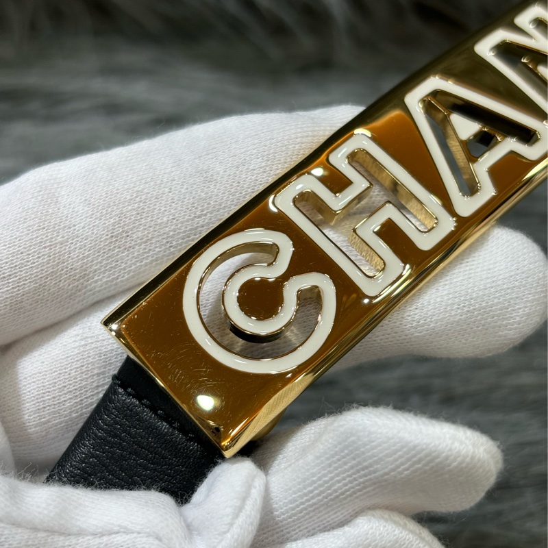 CHANEL AAA216B LOGO 字母 金屬牌白色琺瑯鏤空 黑色羊皮 腰帶 皮帶 腰封-6