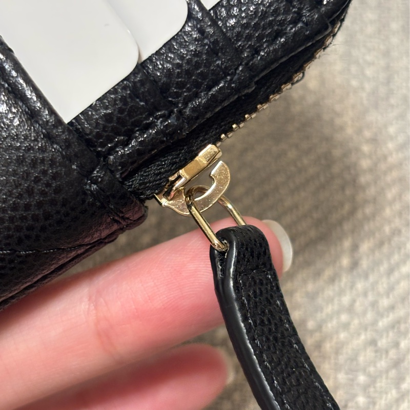 Chanel 黑金荔枝皮吐司錢包-18