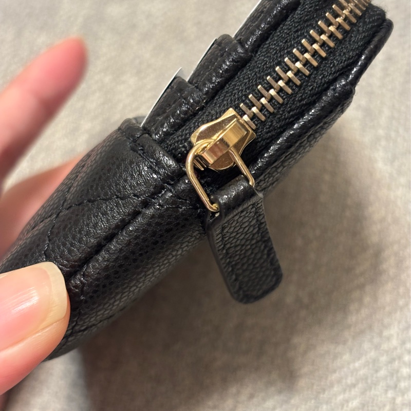 Chanel 黑金荔枝皮吐司錢包-24