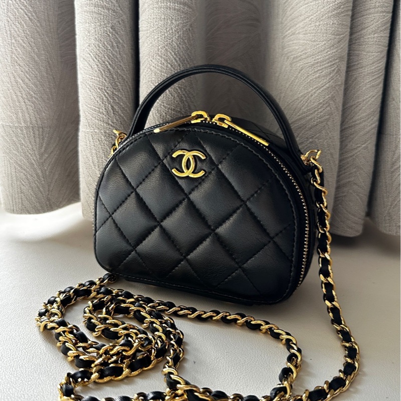 Pre-loved Chanel 小盒子手袋-0