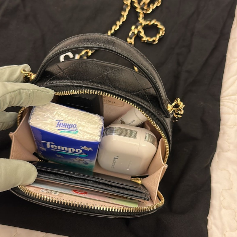 Pre-loved Chanel 小盒子手袋-1