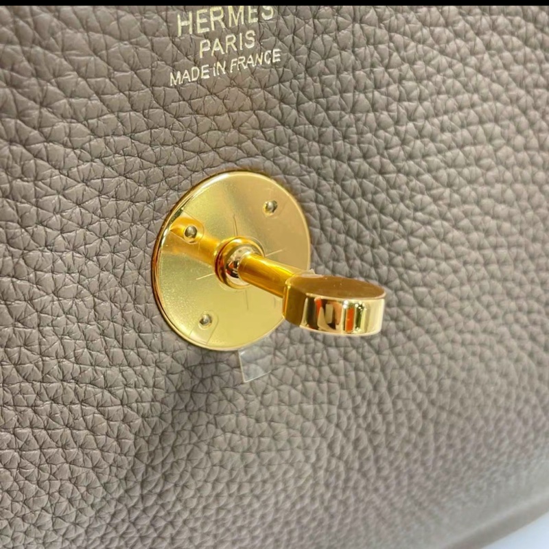 愛馬仕Hermas 大象灰lindy30 A刻 金剛色 全新閒置!原膜在 盒子 塵袋 雨衣 毛氈在-2