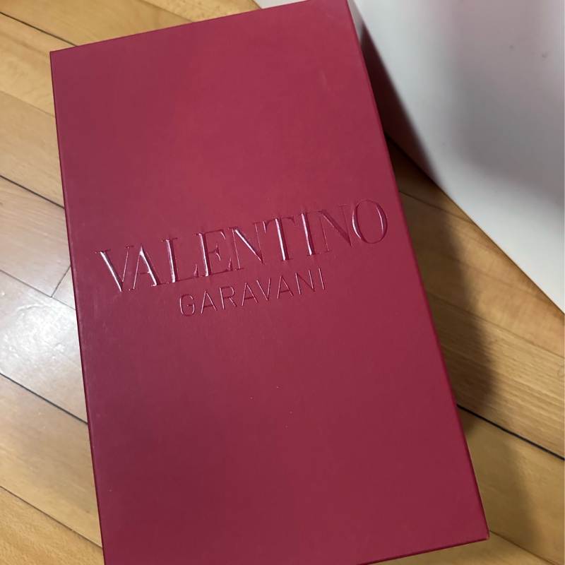 Valentino Garavani rockstud leather-7