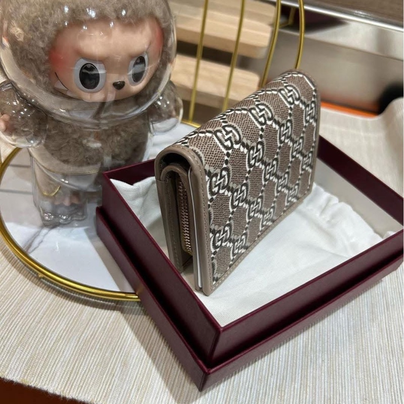 Gucci gg wallet 705060-2