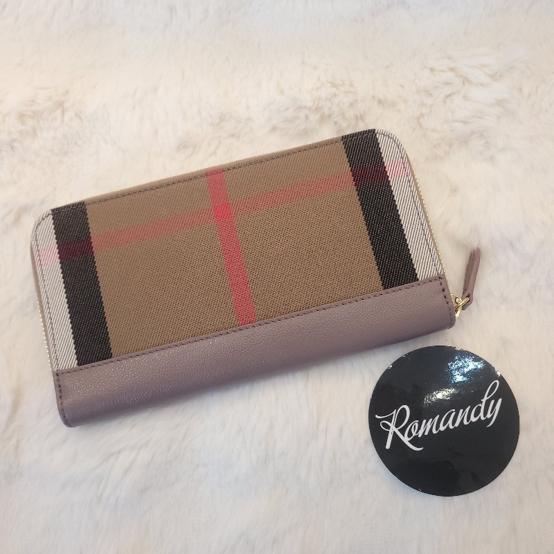Burberry 經典格紋帆布牛皮拉鍊長夾 芋粉-1