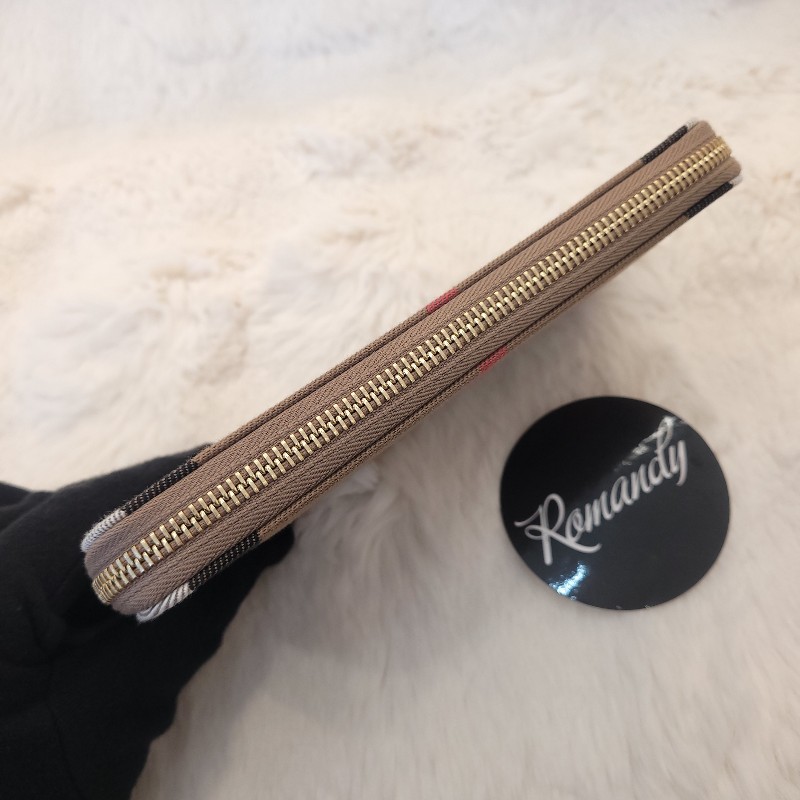 Burberry 經典格紋帆布牛皮拉鍊長夾 芋粉-6
