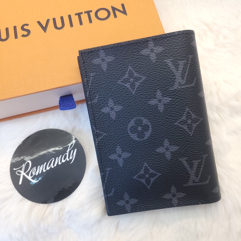 Louis Vuitton Monogram 老花護照夾 M64501-1