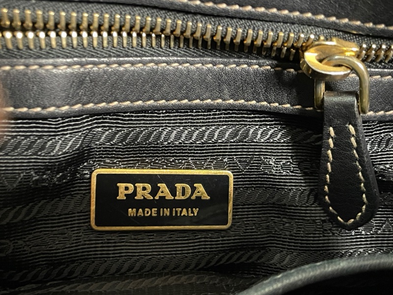 Prada托特包-16