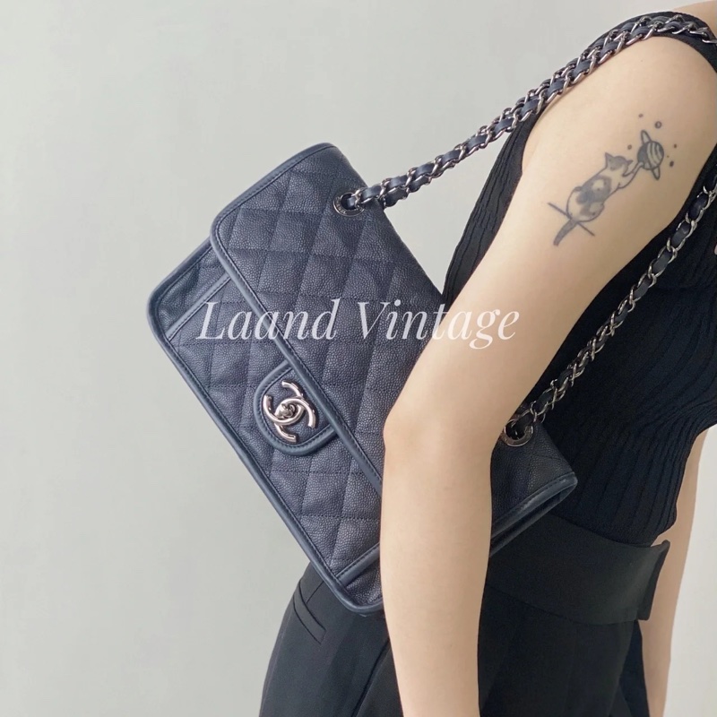 Chanel Cf28季節限量款牛皮口蓋斜挎包 99閒置新🉑斜挎🉑肩背-4