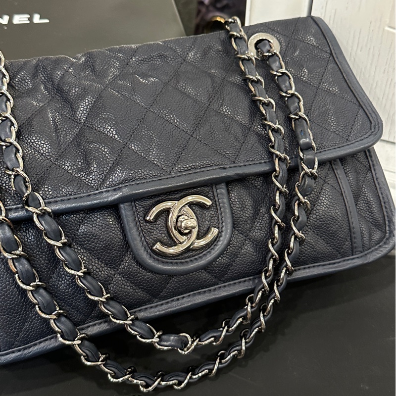 Chanel Cf28季節限量款牛皮口蓋斜挎包 99閒置新🉑斜挎🉑肩背-8