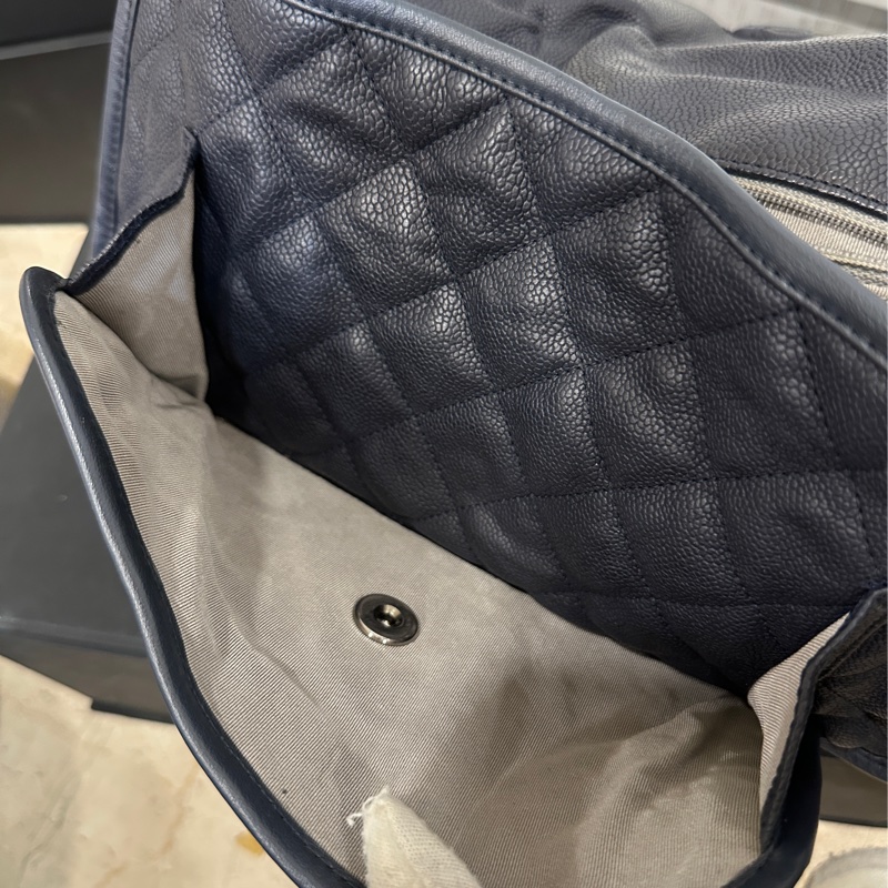Chanel Cf28季節限量款牛皮口蓋斜挎包 99閒置新🉑斜挎🉑肩背-28