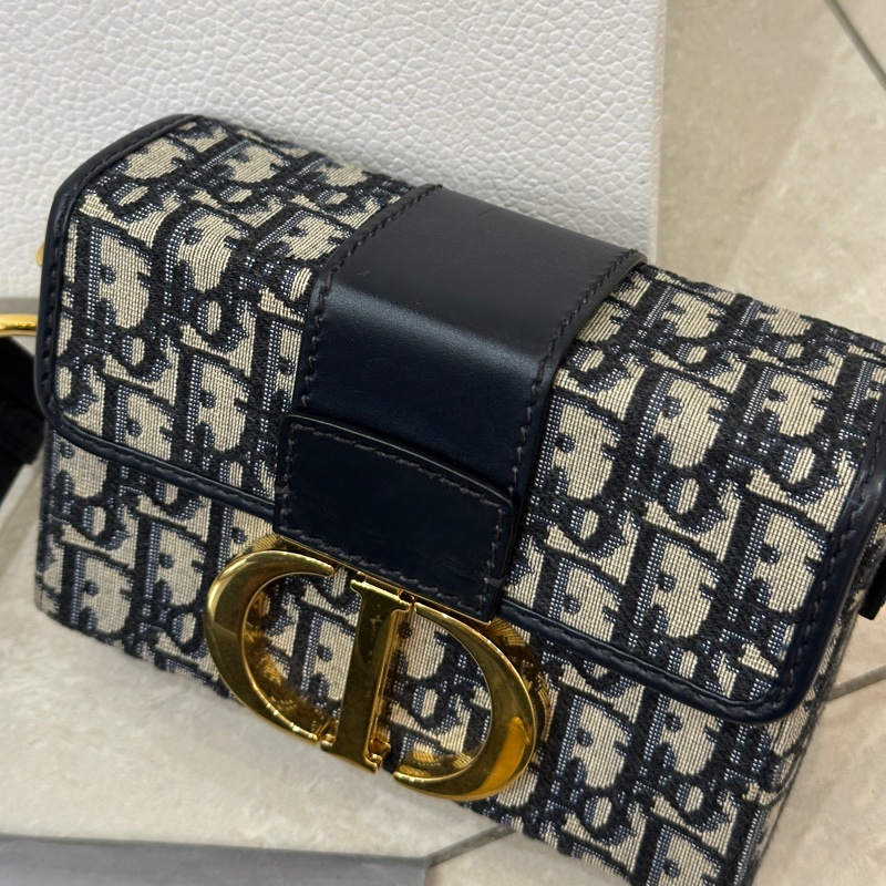 Dior Montaigne 30 mini box 芯片款閒置新🈶保卡 配件齊全✨-15