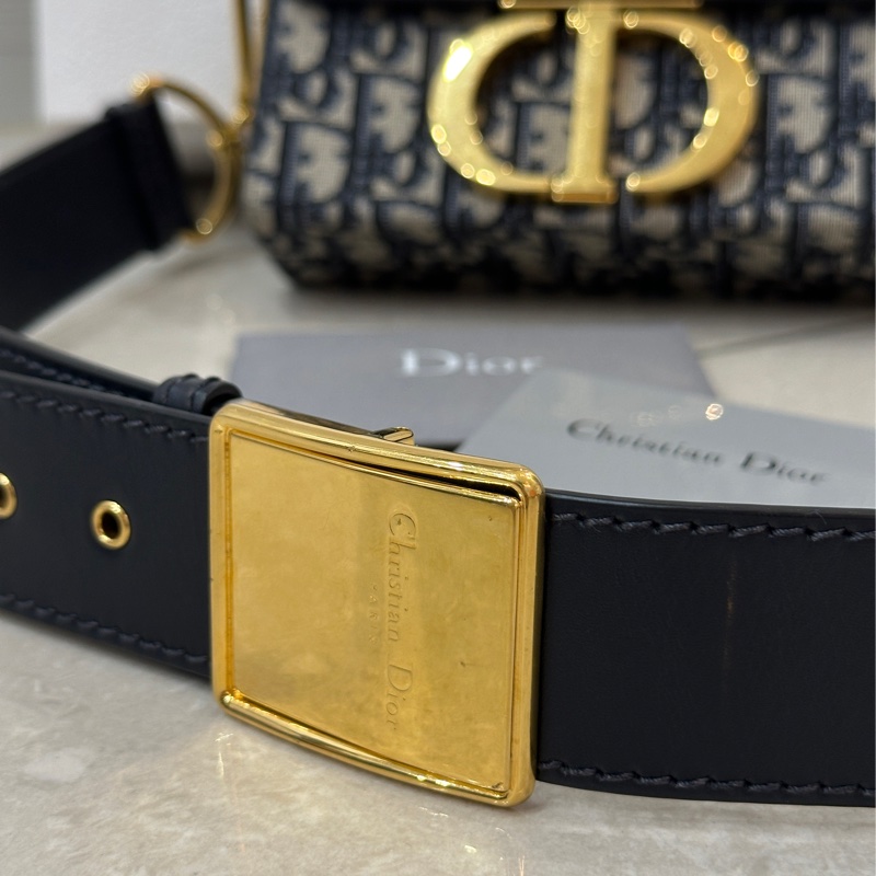 Dior Montaigne 30 mini box 芯片款閒置新🈶保卡 配件齊全✨-18