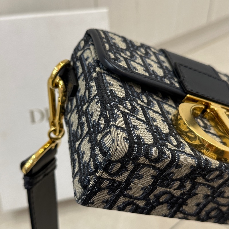 Dior Montaigne 30 mini box 芯片款閒置新🈶保卡 配件齊全✨-24