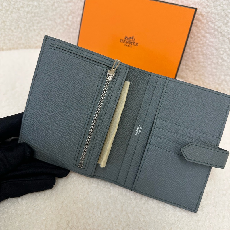 Hermes 愛馬仕杏仁綠色短款錢包,99新好成色,帶盒。-7