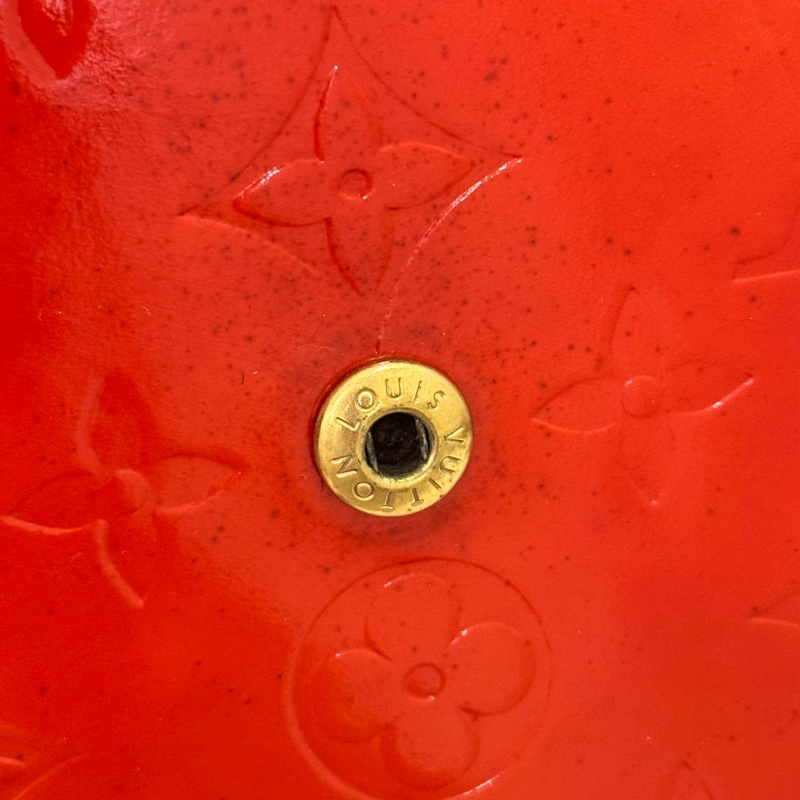 Louis Vuitton 漆皮紅色相機包-14