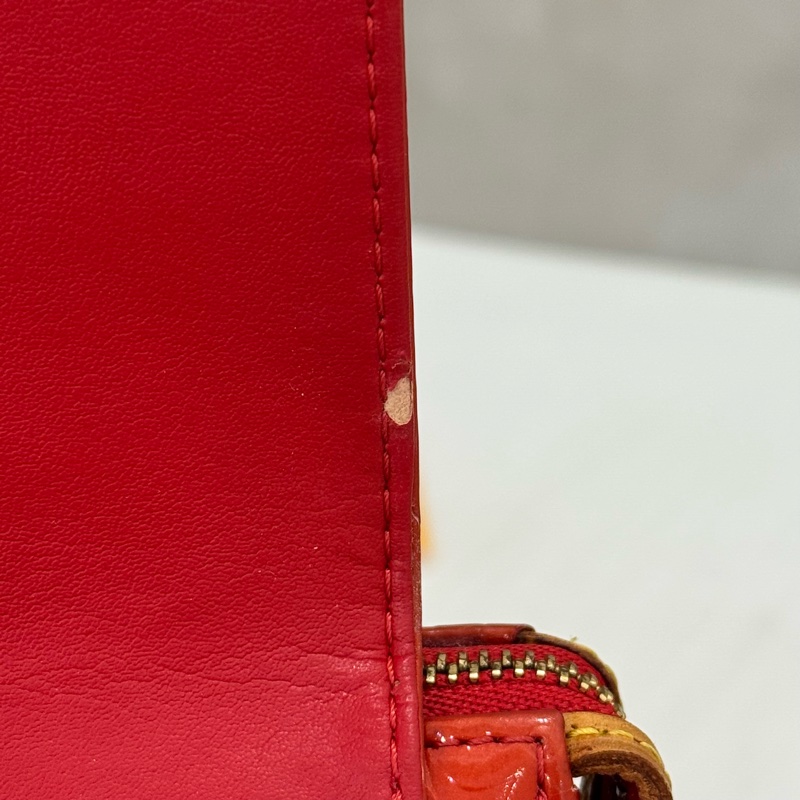 Louis Vuitton 漆皮紅色相機包-33