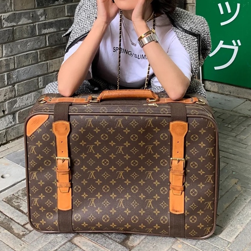 🌸 Louis Vuitton Sirius 老花旅行袋|復古控必收!LV老花-5