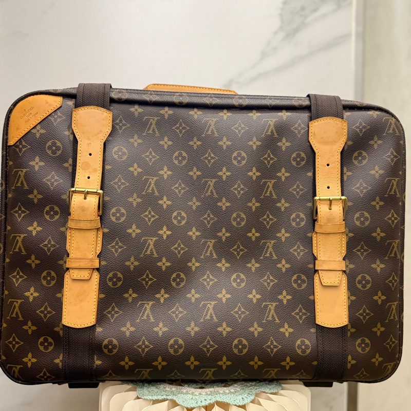🌸 Louis Vuitton Sirius 老花旅行袋|復古控必收!LV老花-38