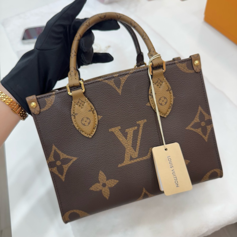 Louis Vuitton OnTheGo PM 芯片款 M46373-1