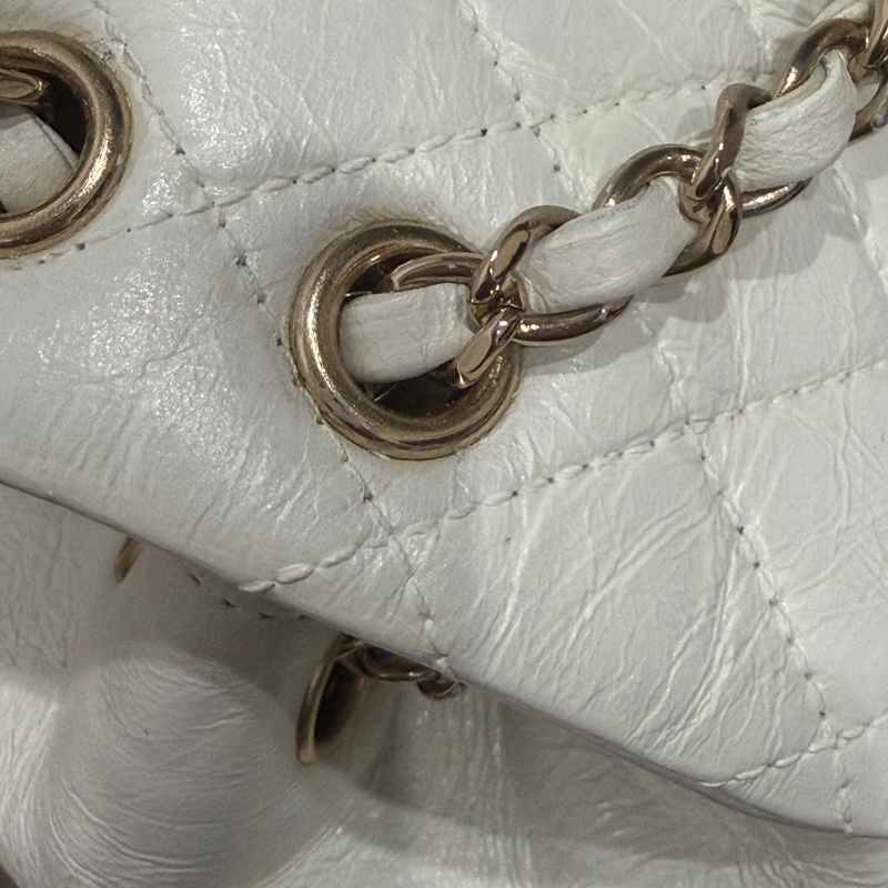 全配芯片款🈶️購證❤️香奈兒奶油白油蠟牛皮duma 雙肩包-21