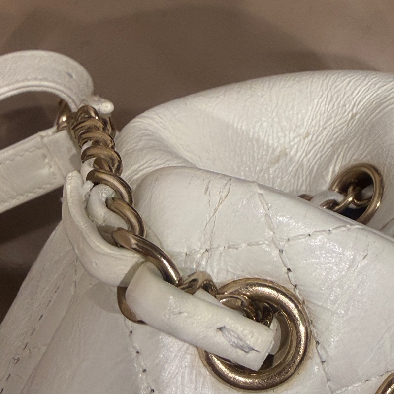 全配芯片款🈶️購證❤️香奈兒奶油白油蠟牛皮duma 雙肩包-24