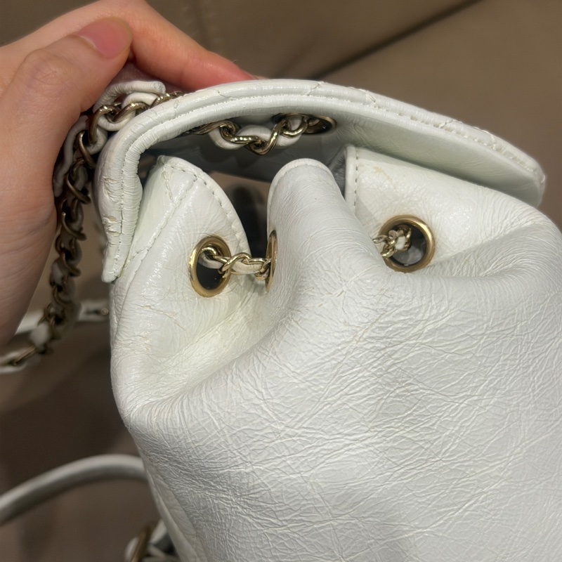 全配芯片款🈶️購證❤️香奈兒奶油白油蠟牛皮duma 雙肩包-25