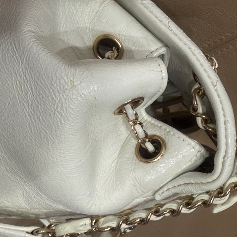 全配芯片款🈶️購證❤️香奈兒奶油白油蠟牛皮duma 雙肩包-35