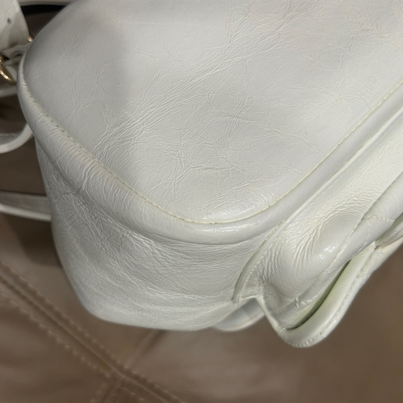 全配芯片款🈶️購證❤️香奈兒奶油白油蠟牛皮duma 雙肩包-42