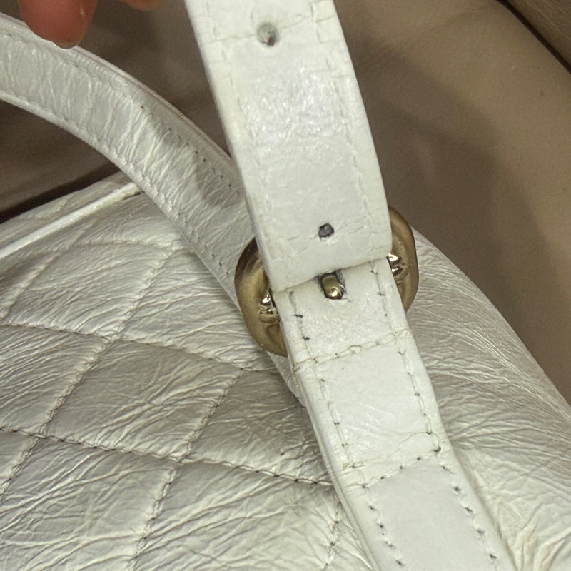 全配芯片款🈶️購證❤️香奈兒奶油白油蠟牛皮duma 雙肩包-49