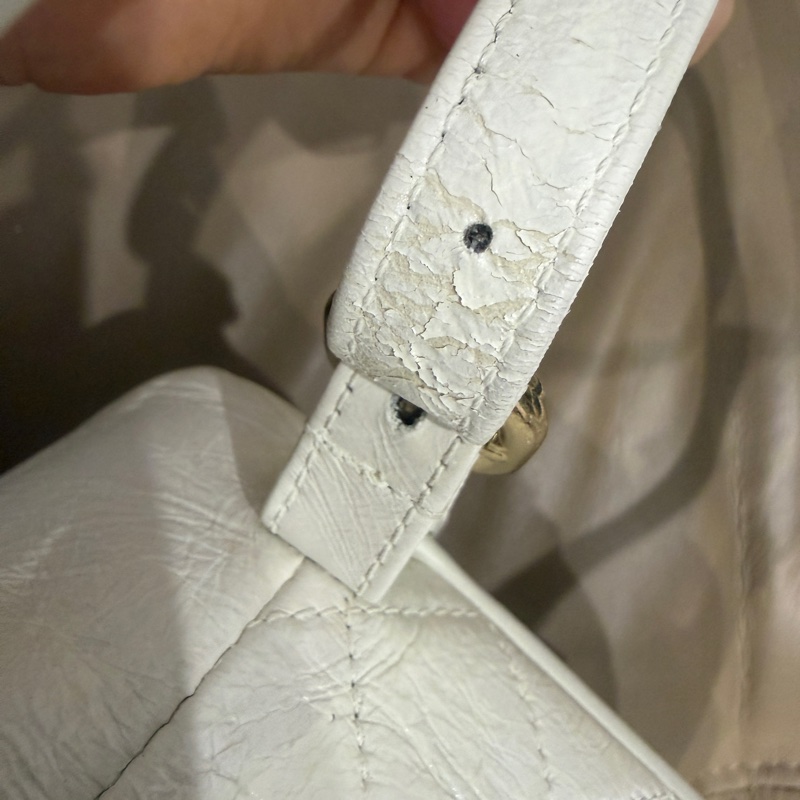 全配芯片款🈶️購證❤️香奈兒奶油白油蠟牛皮duma 雙肩包-52