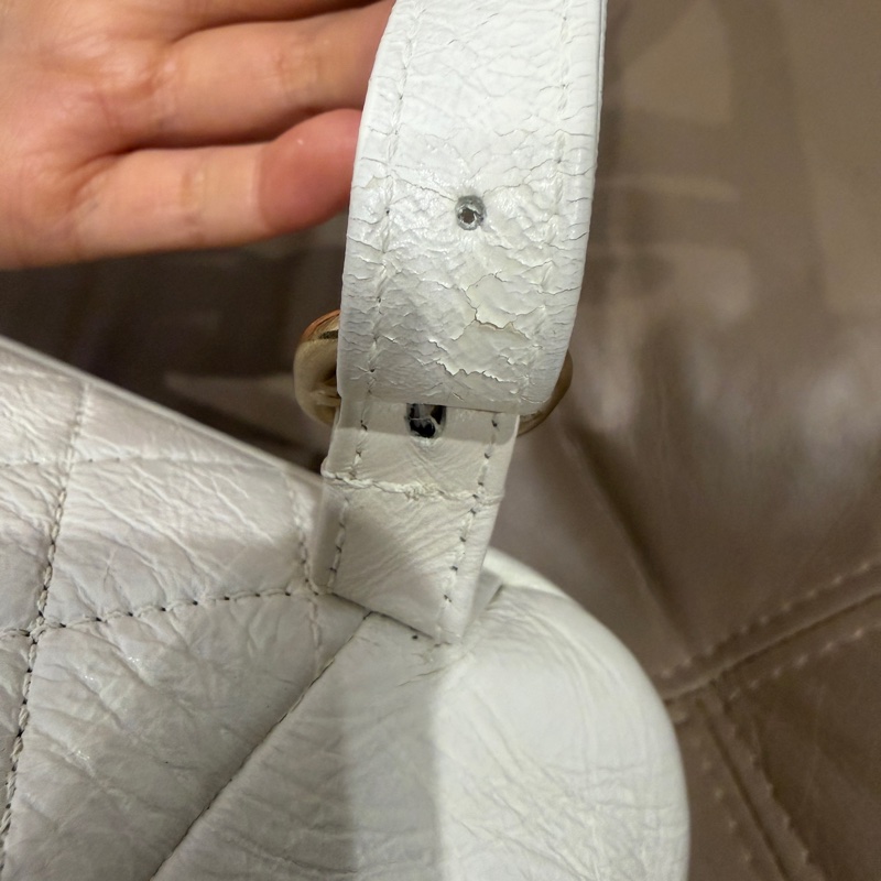 全配芯片款🈶️購證❤️香奈兒奶油白油蠟牛皮duma 雙肩包-53