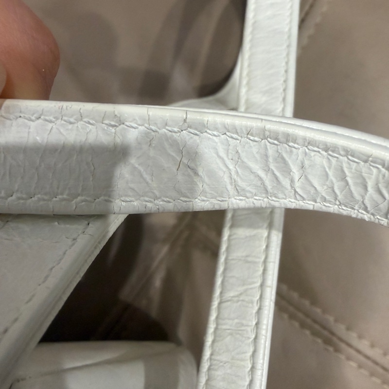 全配芯片款🈶️購證❤️香奈兒奶油白油蠟牛皮duma 雙肩包-62