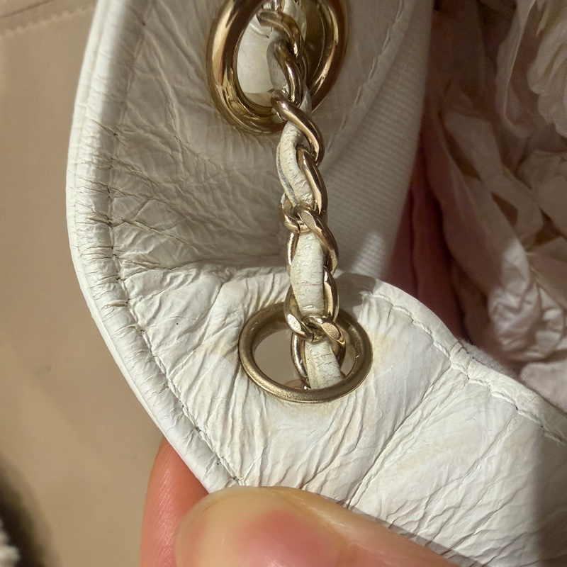 全配芯片款🈶️購證❤️香奈兒奶油白油蠟牛皮duma 雙肩包-88