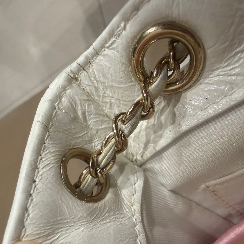 全配芯片款🈶️購證❤️香奈兒奶油白油蠟牛皮duma 雙肩包-91