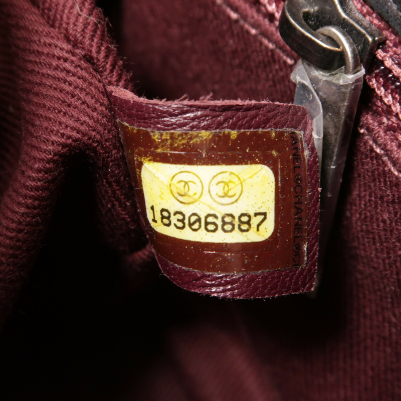 CHANEL 牛皮皮革Chain Shoulder銀扣鏈帶肩背袋-11