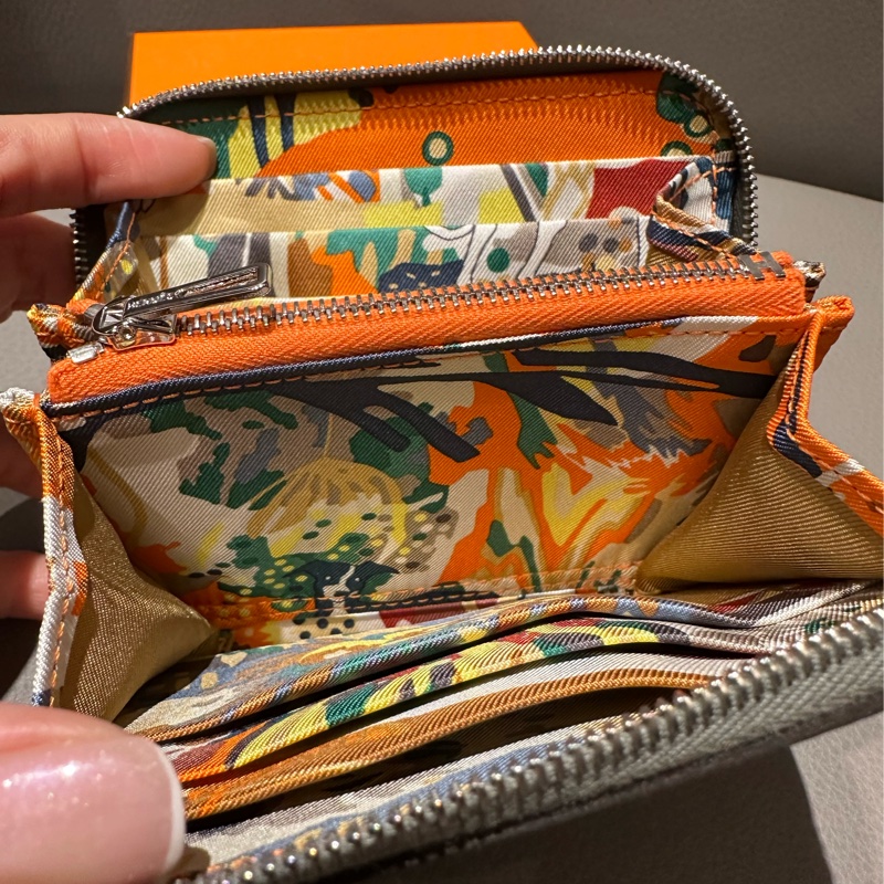 hermes silkin 絲巾短夾 x 自由之城-3