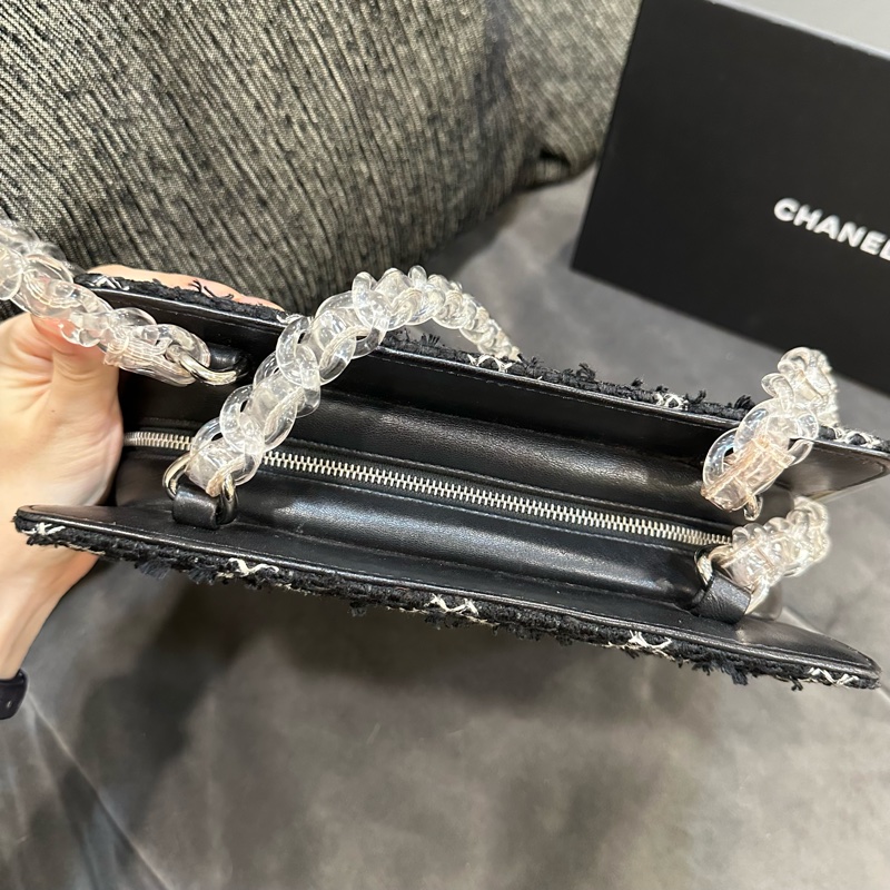 99新🈶️保卡❤️ 香奈兒 #秀款 #毛呢 #格子包 #斜背包-12