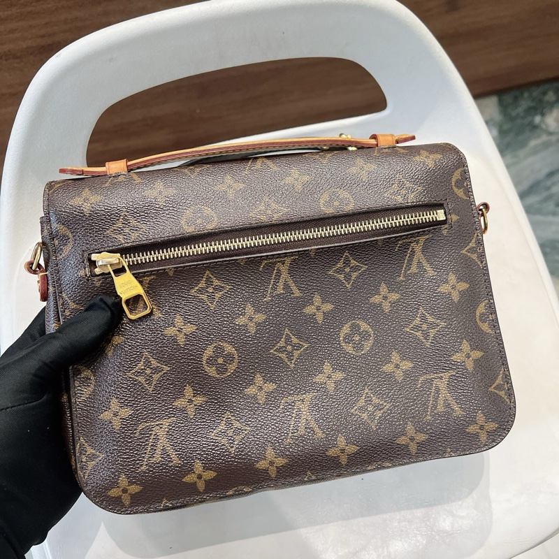 Louis Vuitton LV Metis 郵差包-2