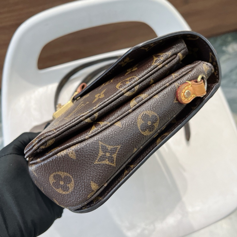 Louis Vuitton LV Metis 郵差包-3