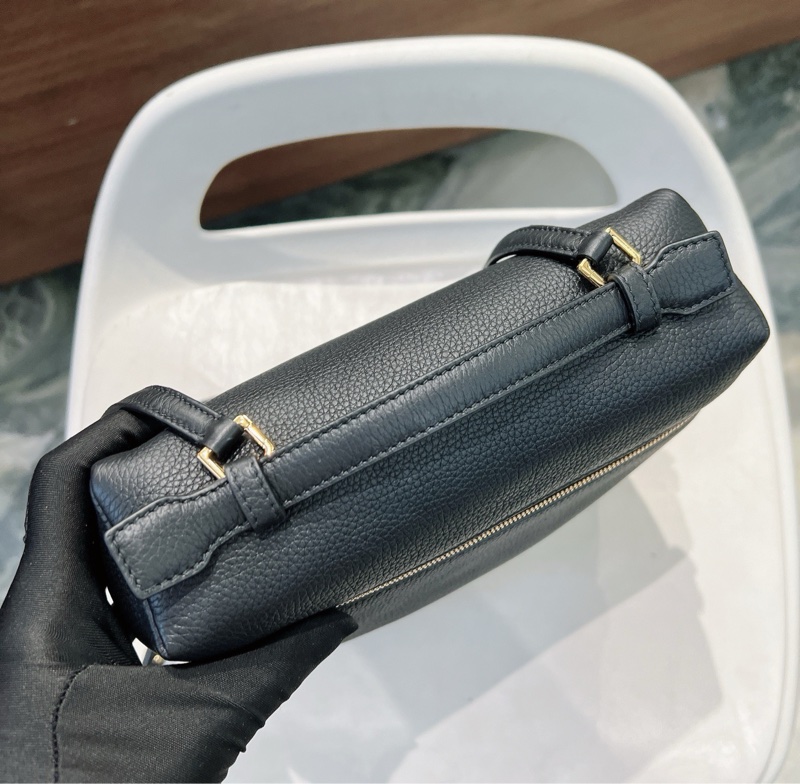 Loro Piana LP23.5 黑色後背包-6