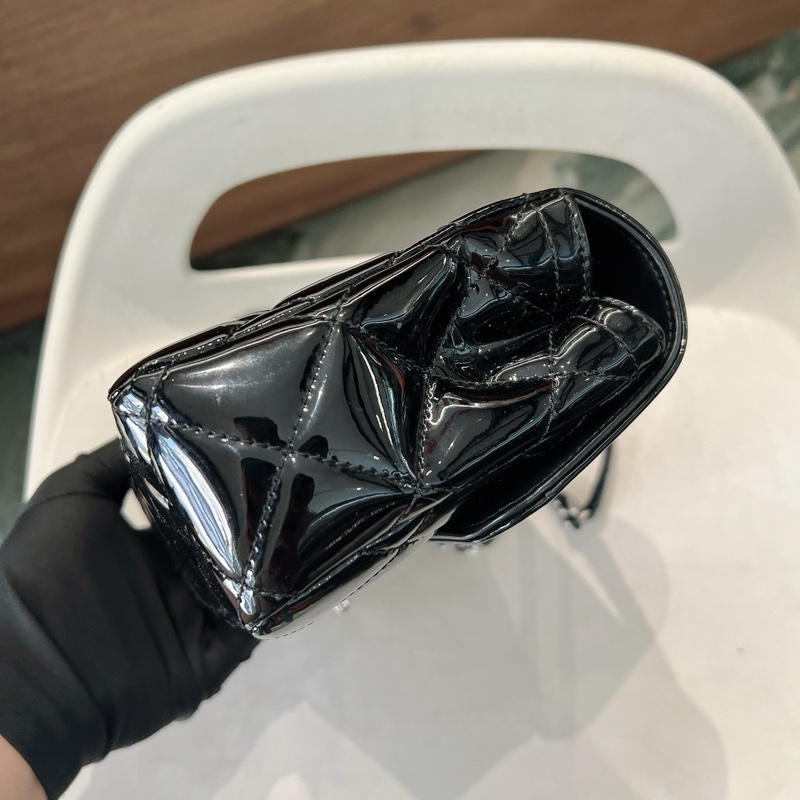 Chanel 香奈兒 黑色漆皮翻蓋包 20cm-3