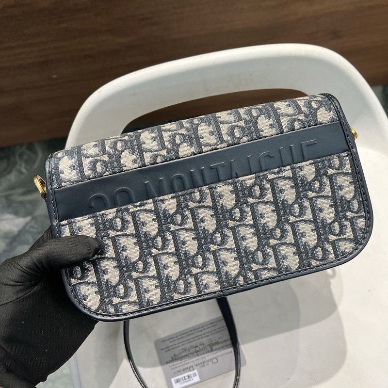 Dior Montaigne Avenue-1